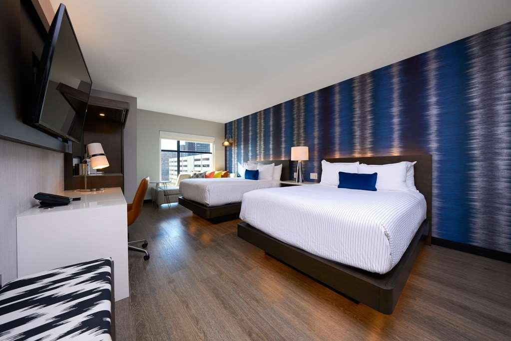 Hotel Cambria Downtown Detroit