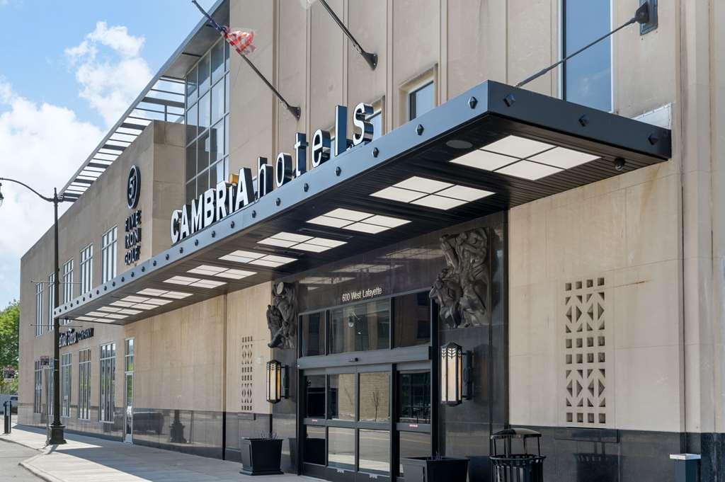 Cambria Downtown Detroit